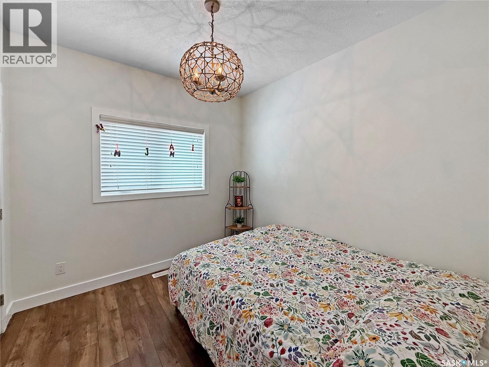 2922 LAKEVIEW DRIVE Image 24