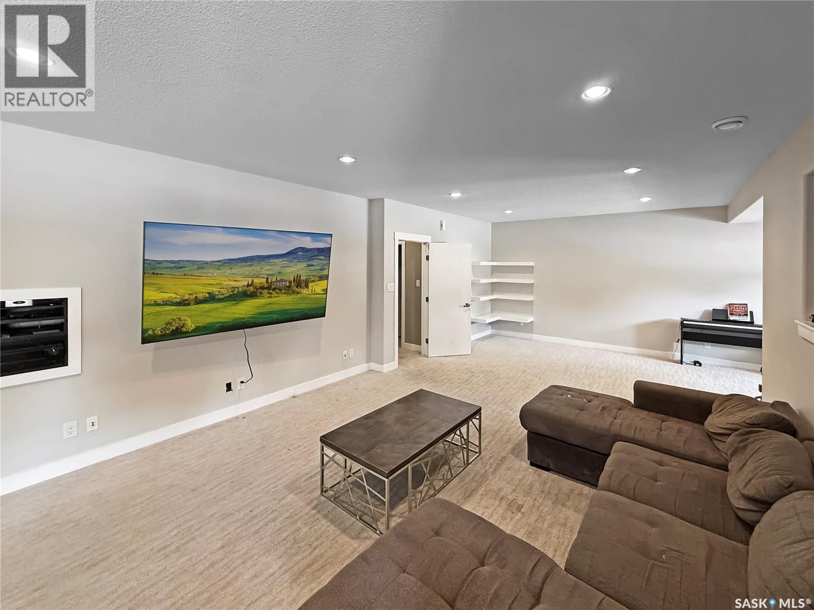 2922 LAKEVIEW DRIVE Image 29