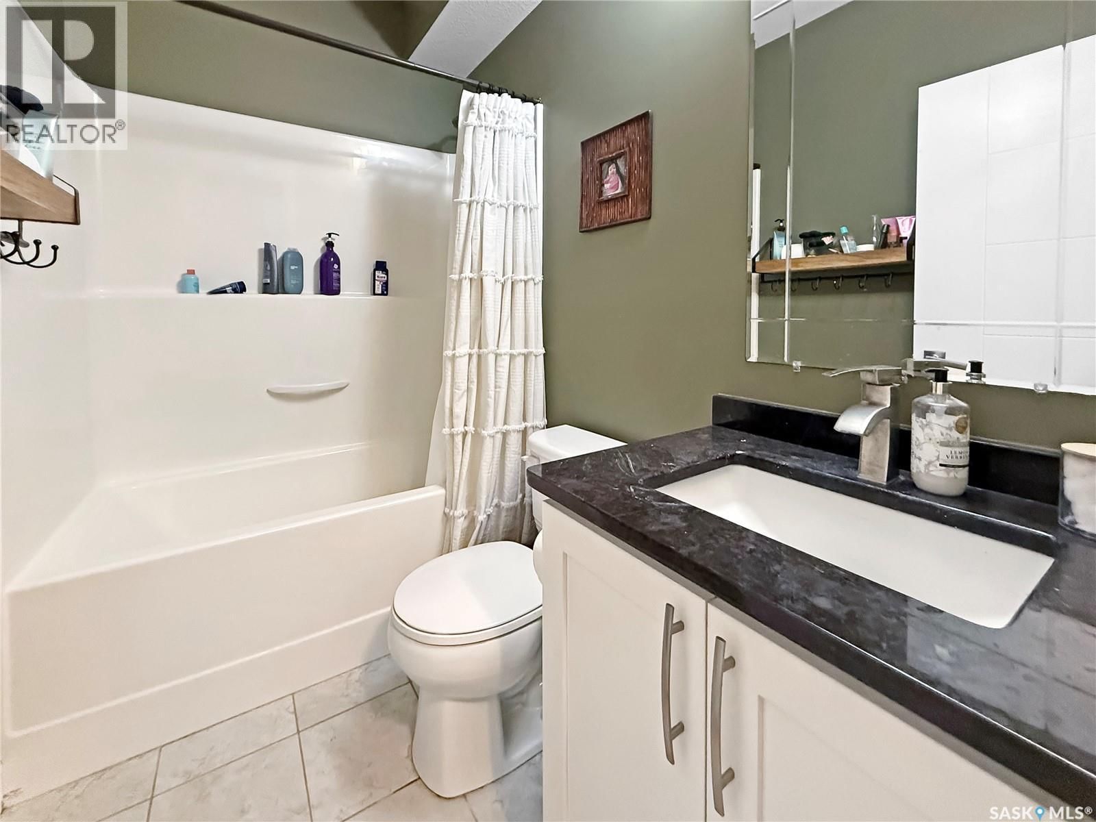 2922 LAKEVIEW DRIVE Image 33