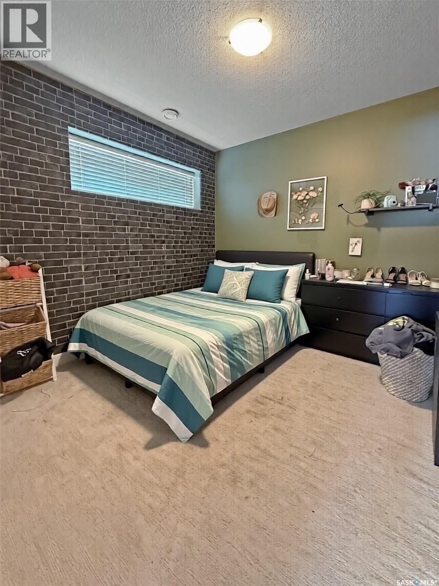 2922 LAKEVIEW DRIVE Image 34