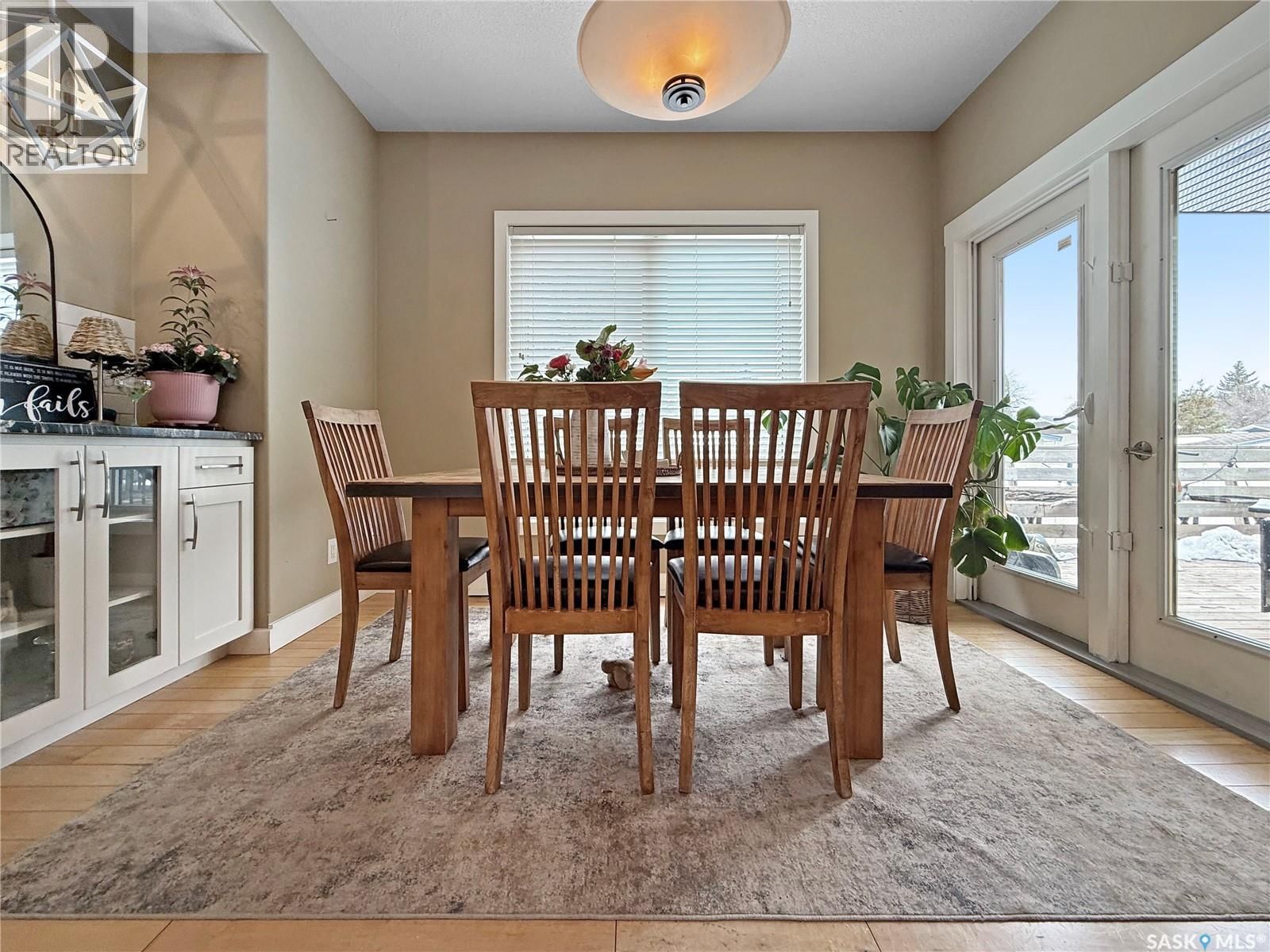 2922 LAKEVIEW DRIVE Image 9