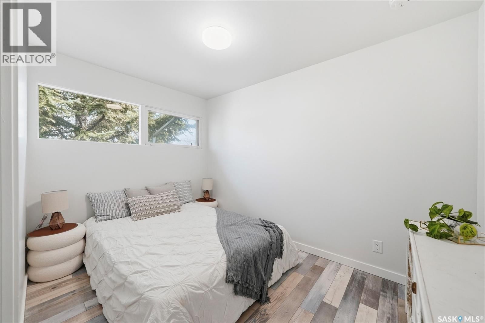 27 LINDSAY DRIVE Image 15