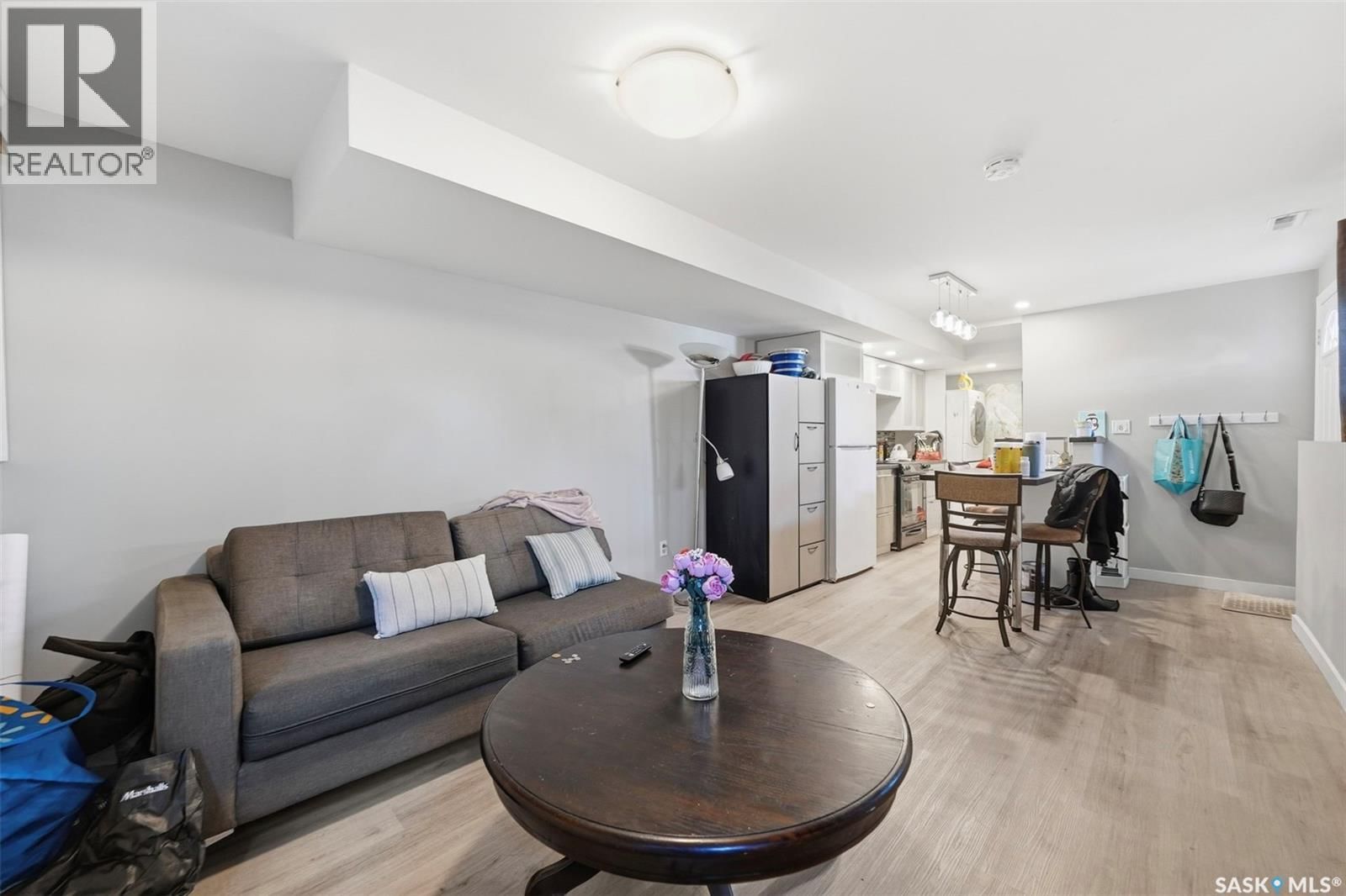 27 LINDSAY DRIVE Image 22