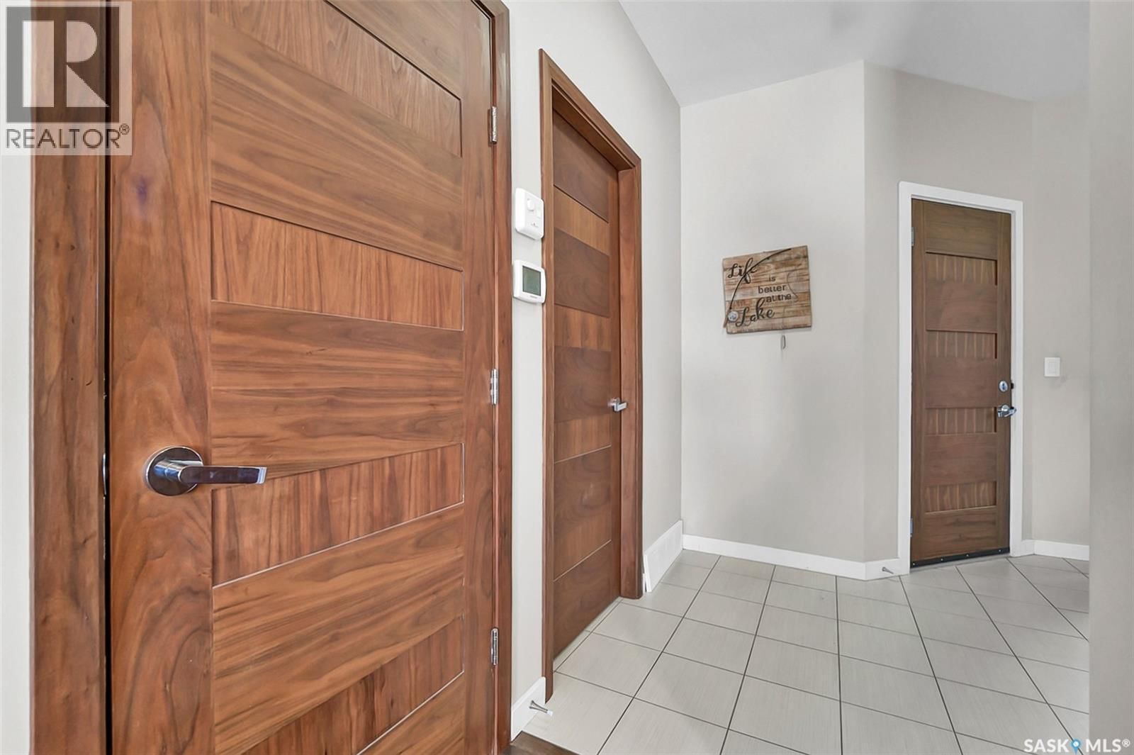 611 PICHLER CRESCENT Image 15