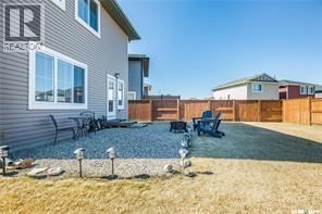 611 PICHLER CRESCENT Image 33