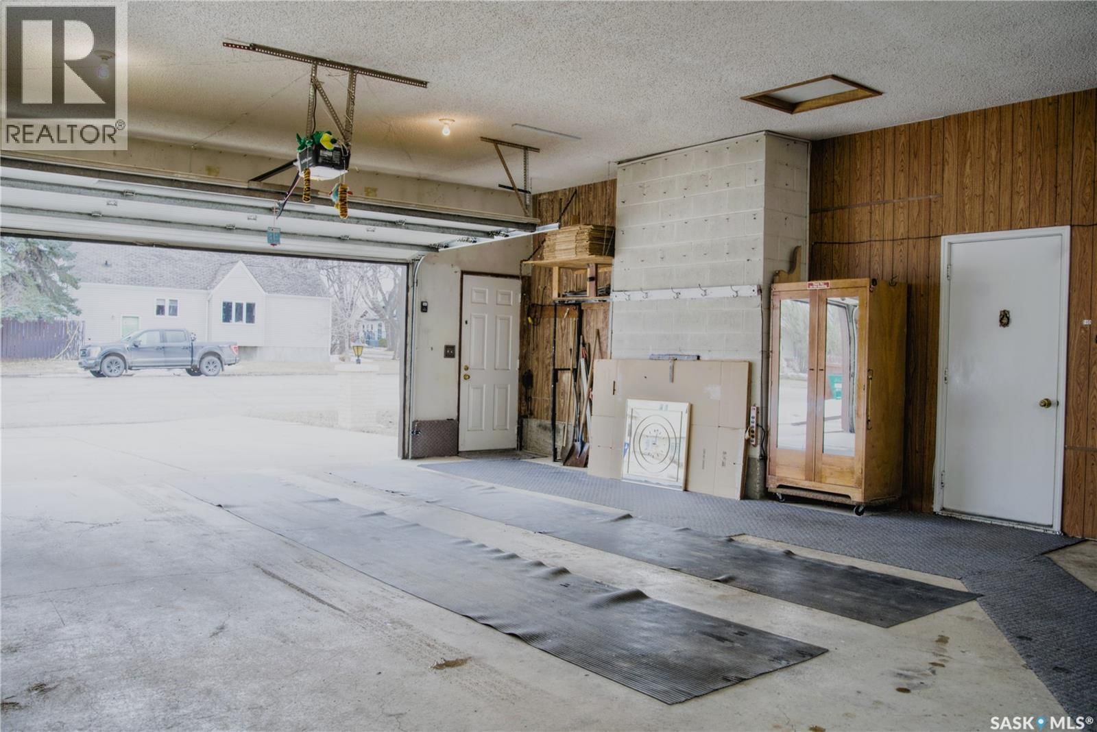 802 7TH STREET Image 44