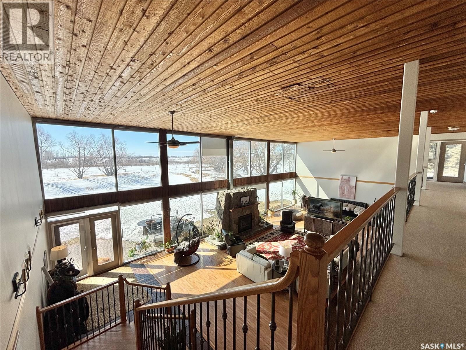 SPRUCE HILL ACREAGE Image 37