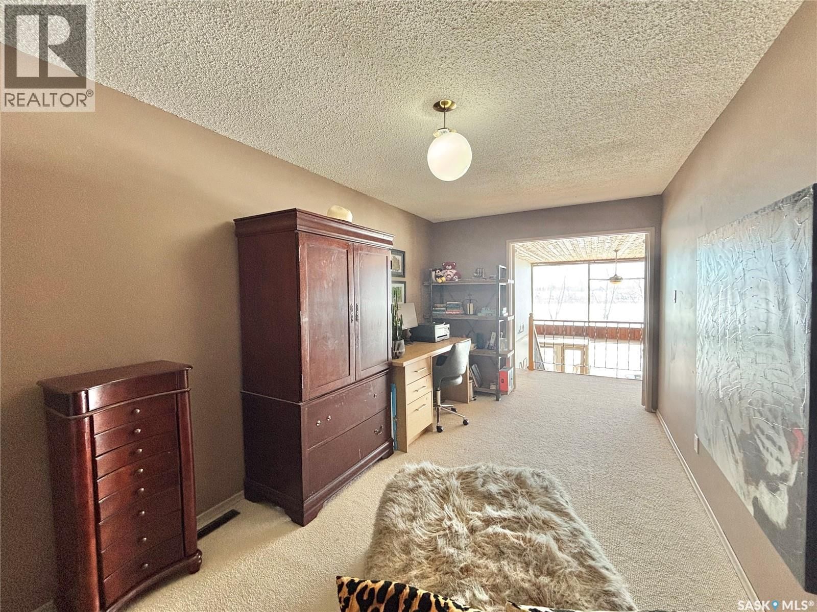 SPRUCE HILL ACREAGE Image 40