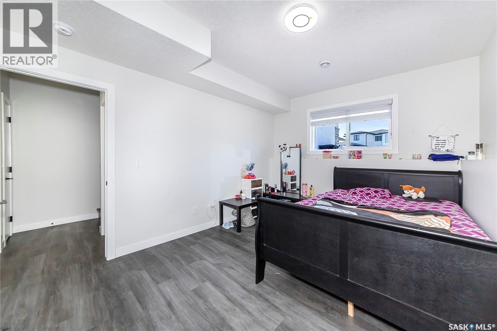 123 MCARTHUR LANE Image 32