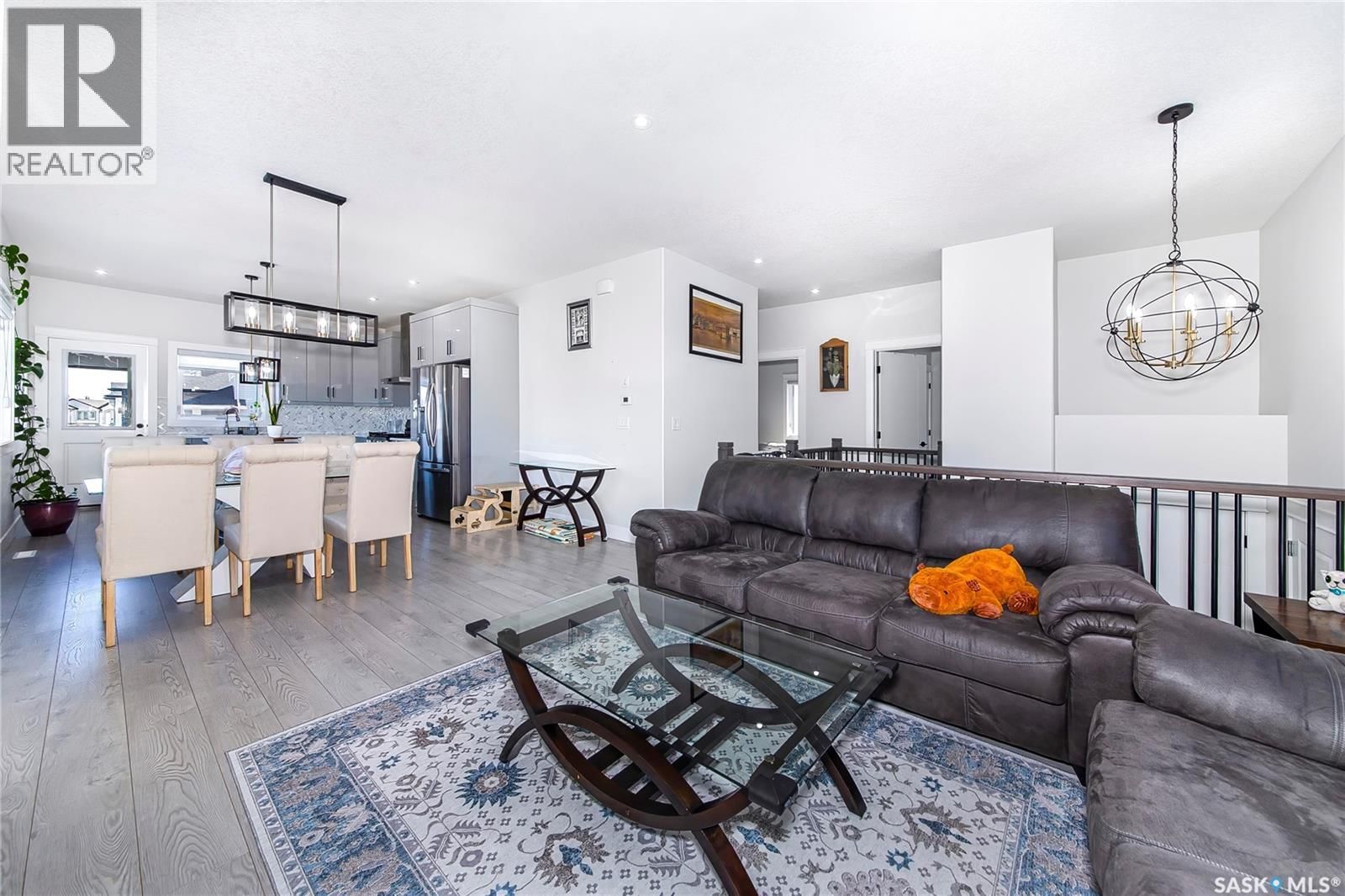 123 MCARTHUR LANE Image 9