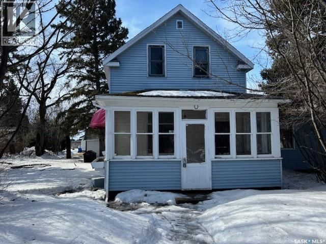 327 4TH AVENUE Image 1