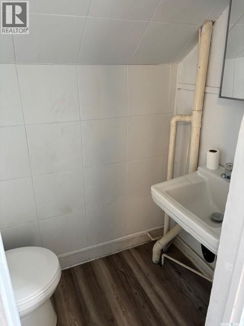 327 4TH AVENUE Image 18