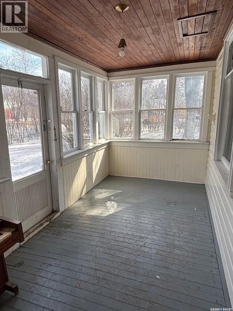 327 4TH AVENUE Image 2