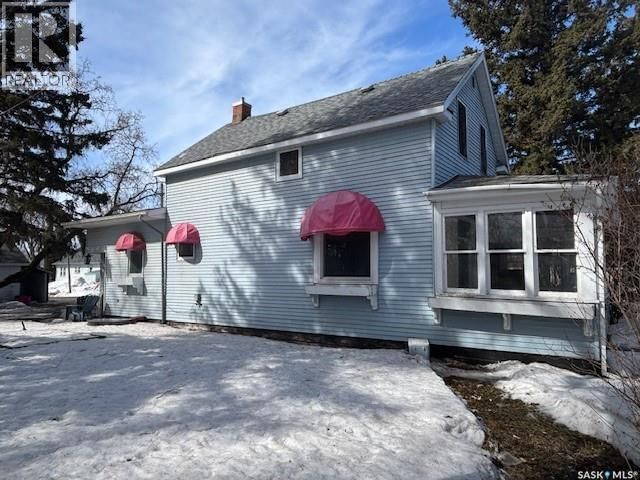 327 4TH AVENUE Image 22