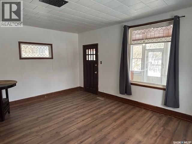 327 4TH AVENUE Image 5