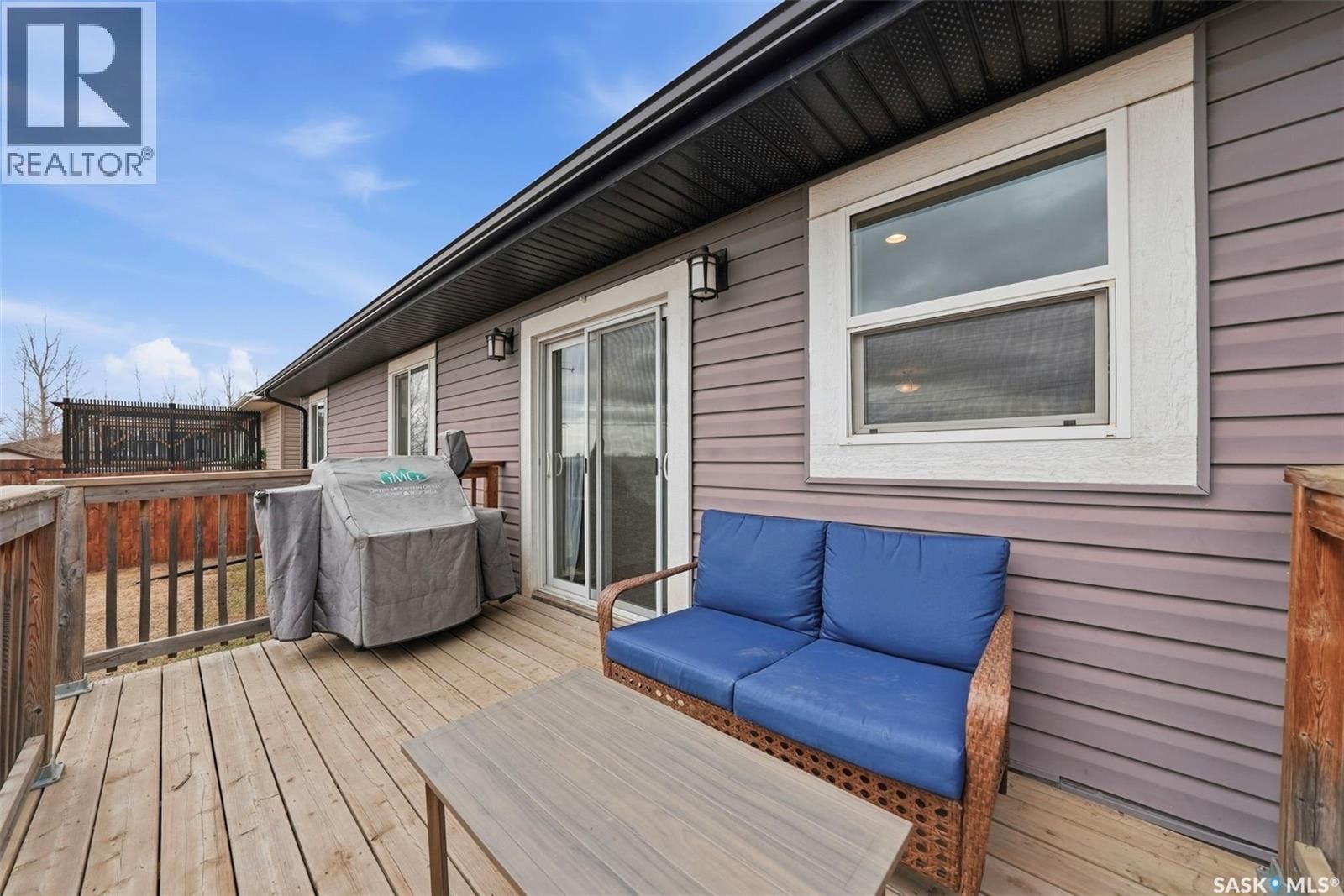 904 P AVENUE Image 33