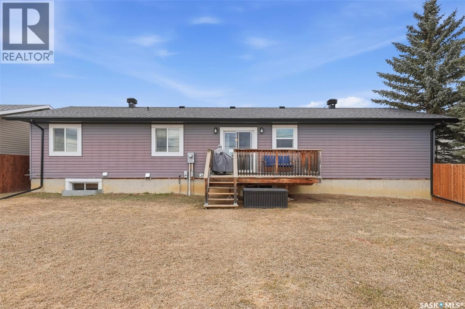 904 P AVENUE Image 35