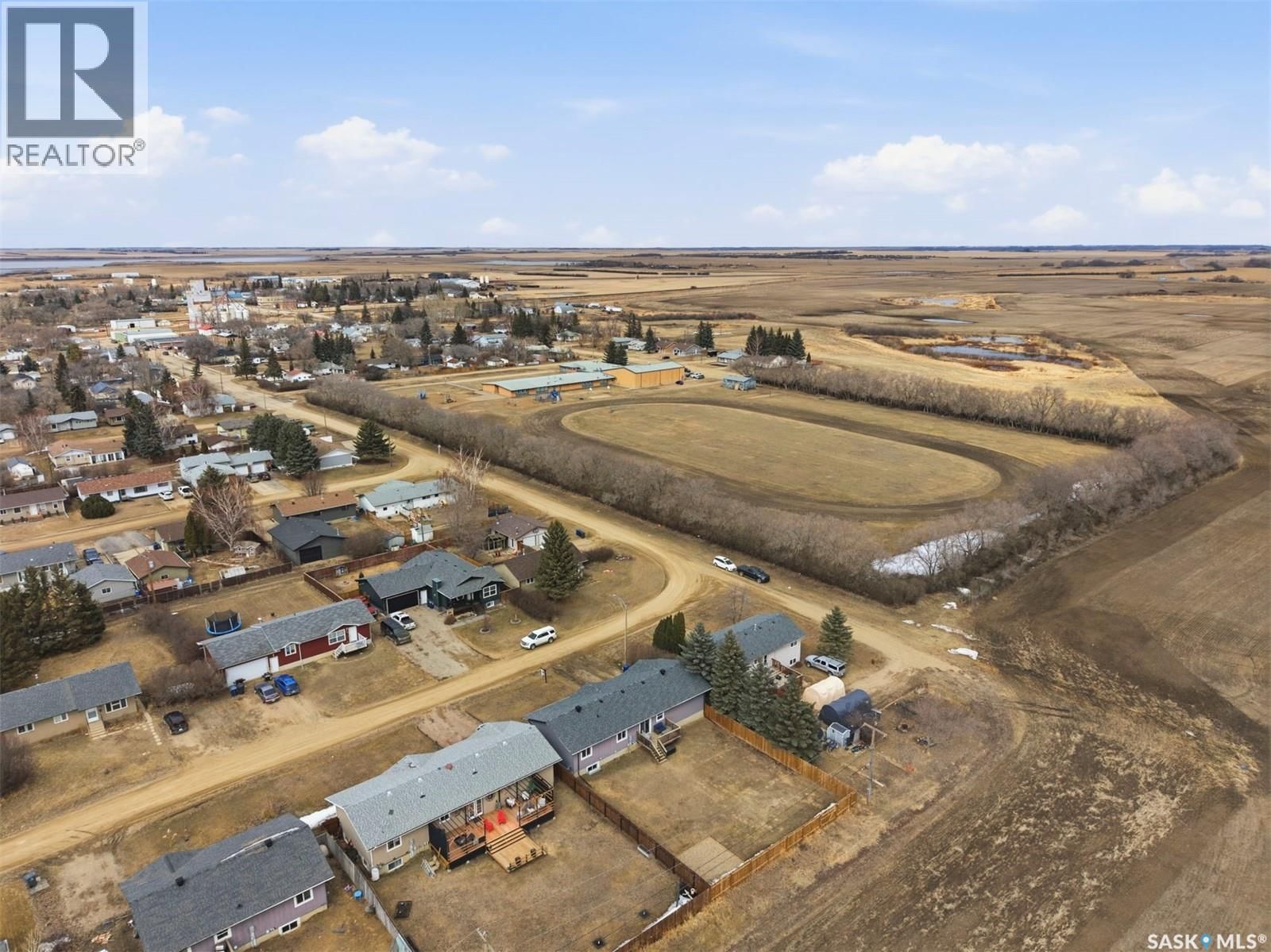 904 P AVENUE Image 43