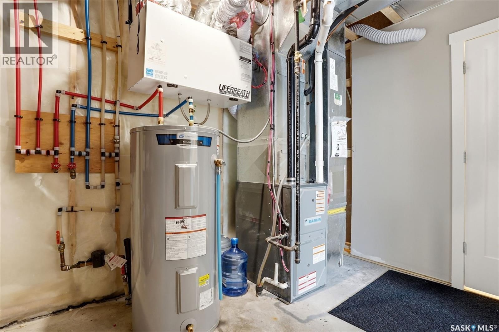 3137 MAZURAK CRESCENT Image 38