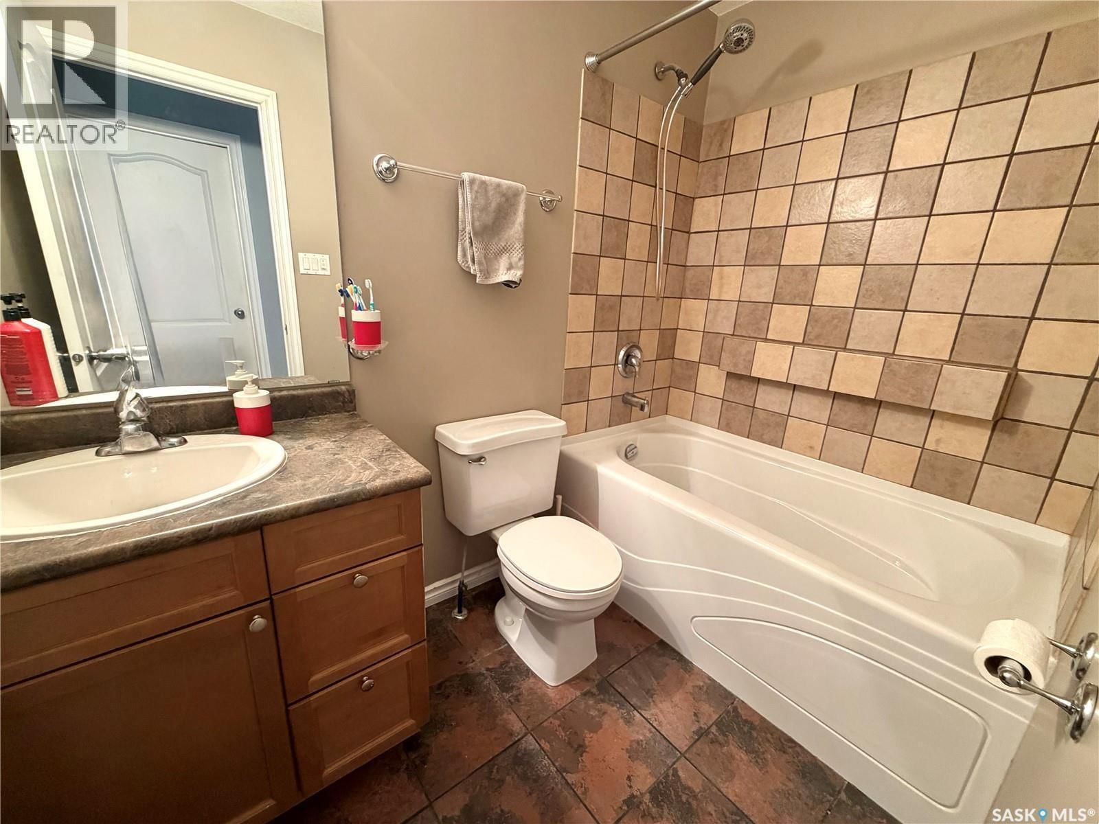 401 38TH STREET Image 13