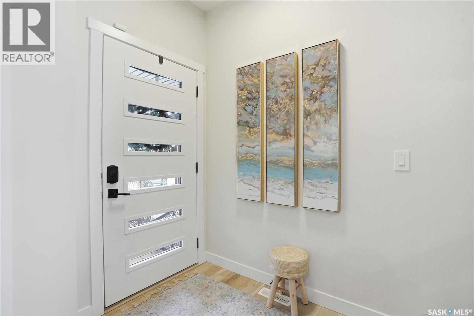 114 KEITH WAY Image 3