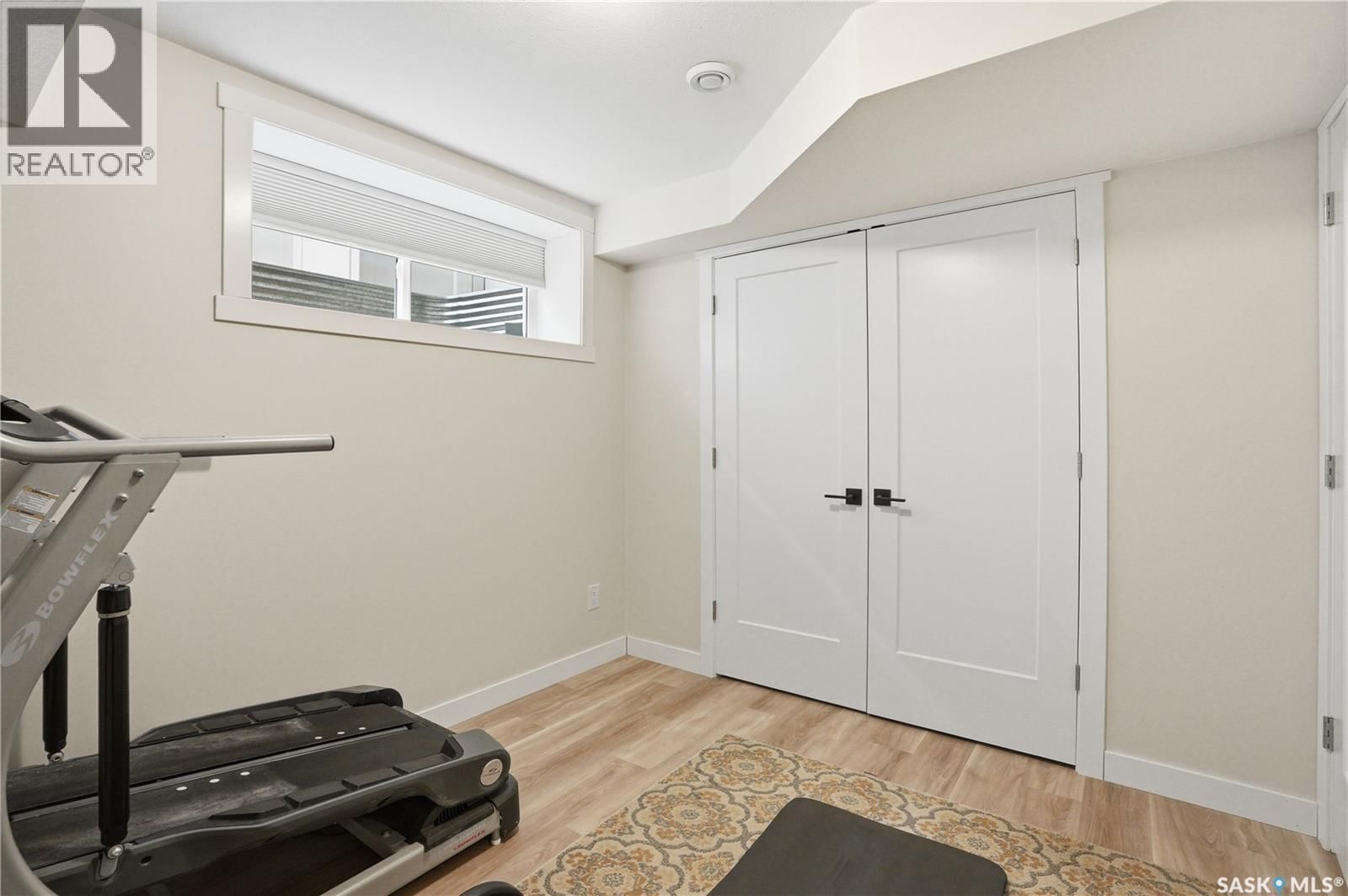 114 KEITH WAY Image 48