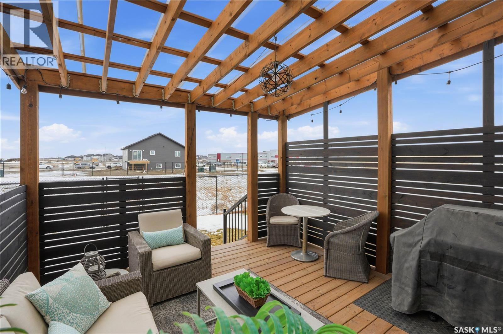 114 KEITH WAY Image 53