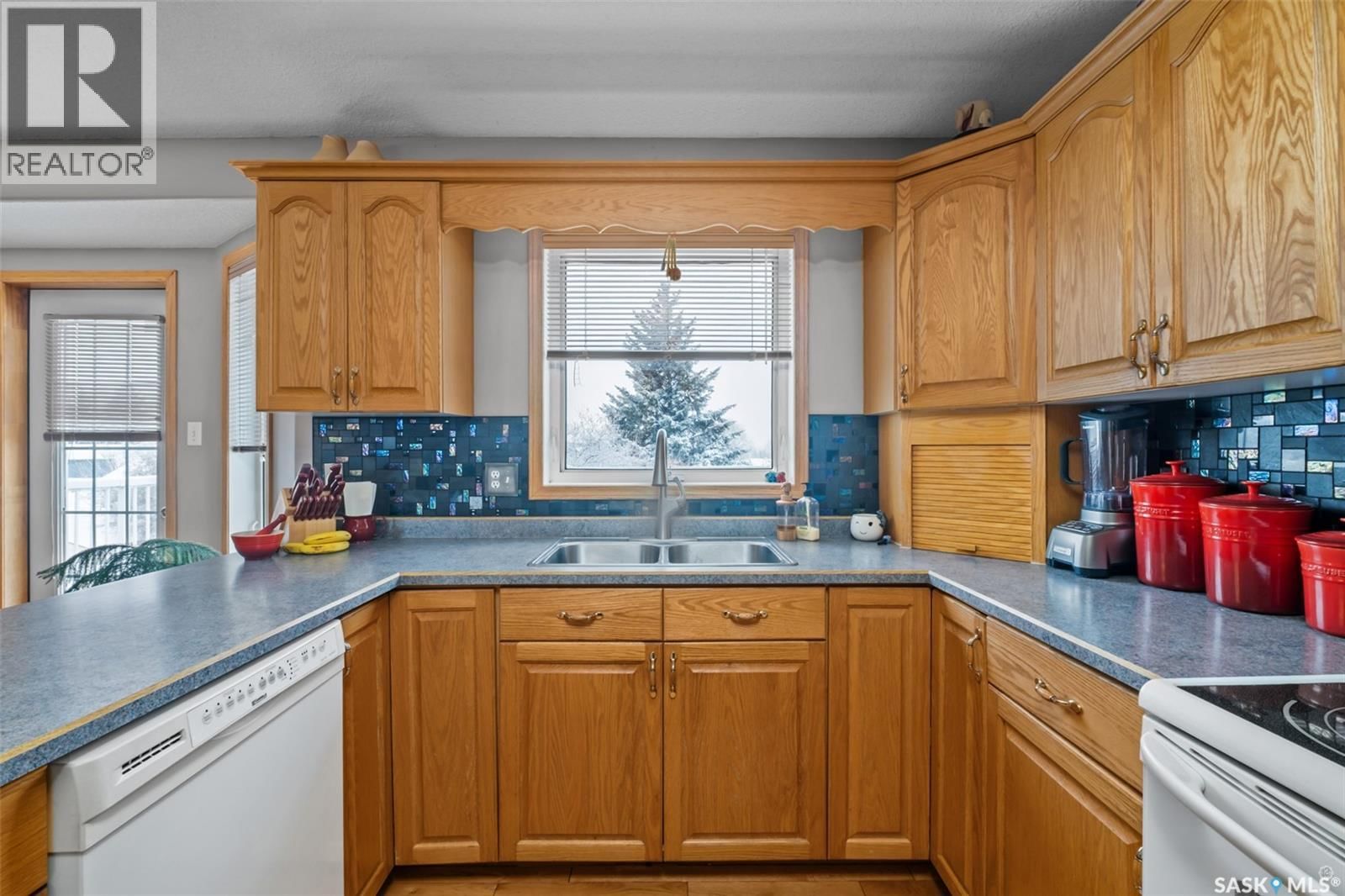 43 MCKNIGHT DRIVE Image 8