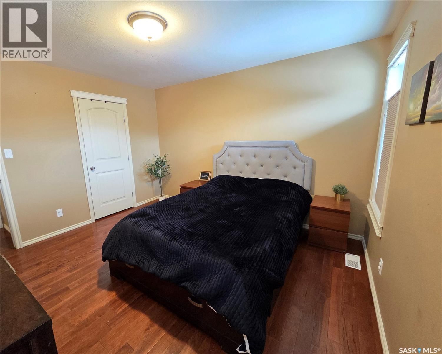 214 5TH STREET Image 18