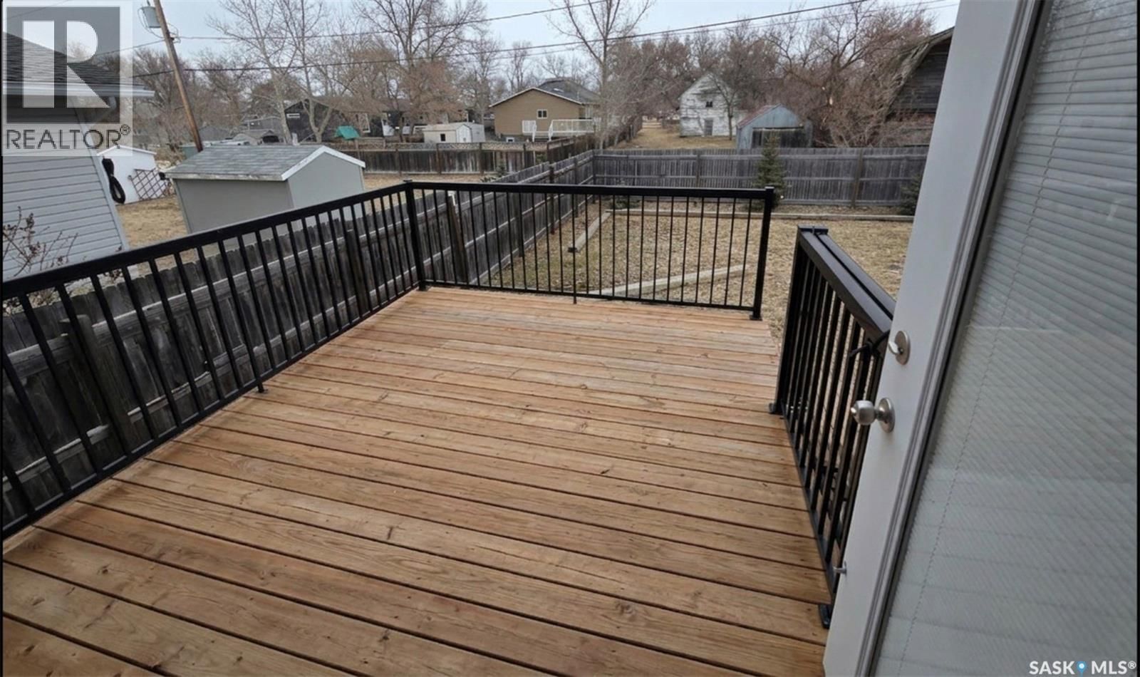 214 5TH STREET Image 21