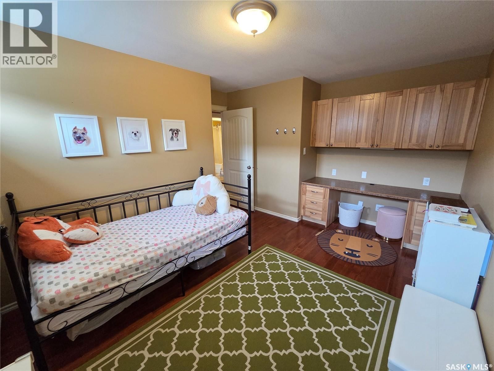 214 5TH STREET Image 22