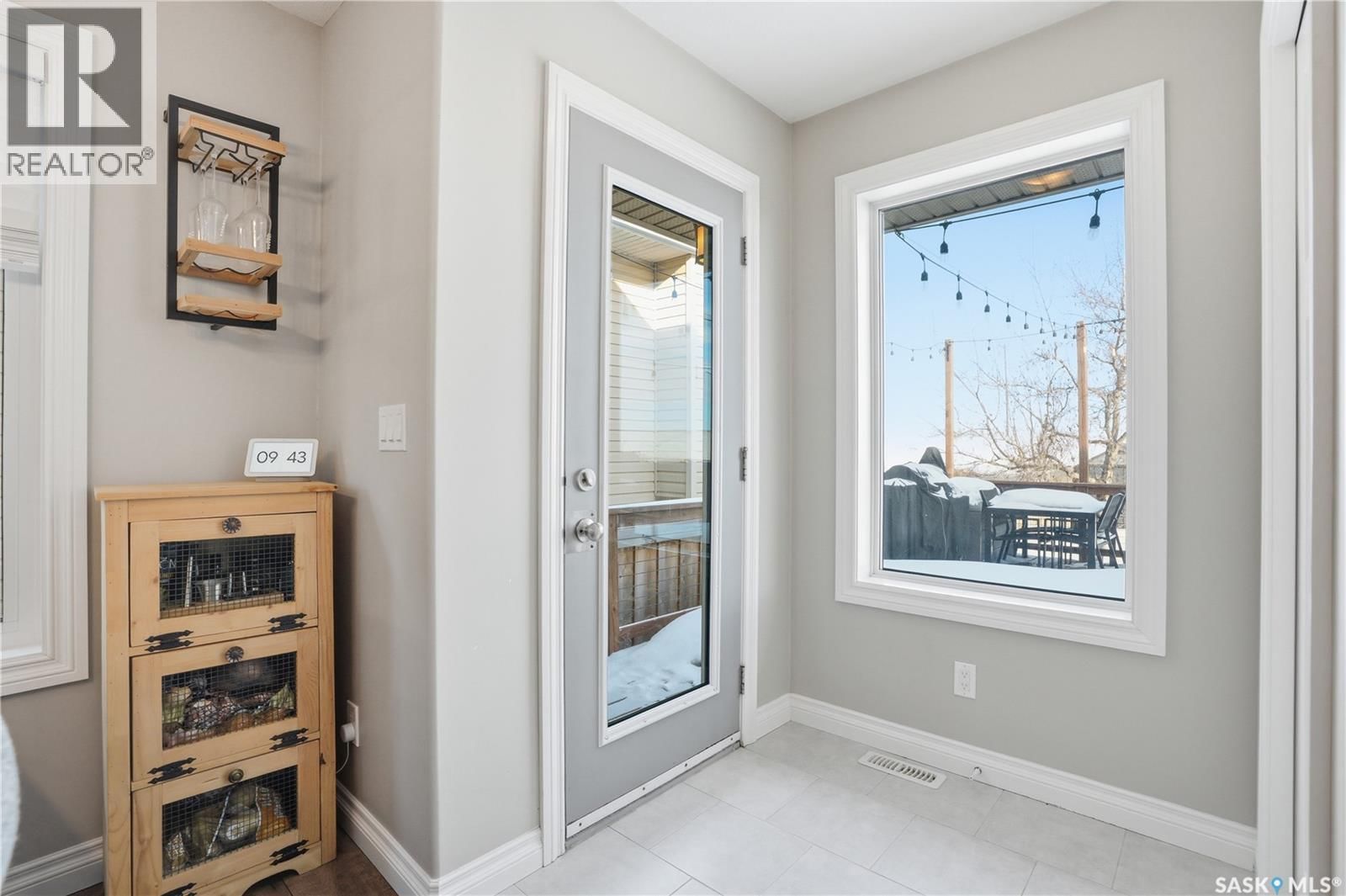 259 HENICK CRESCENT Image 15