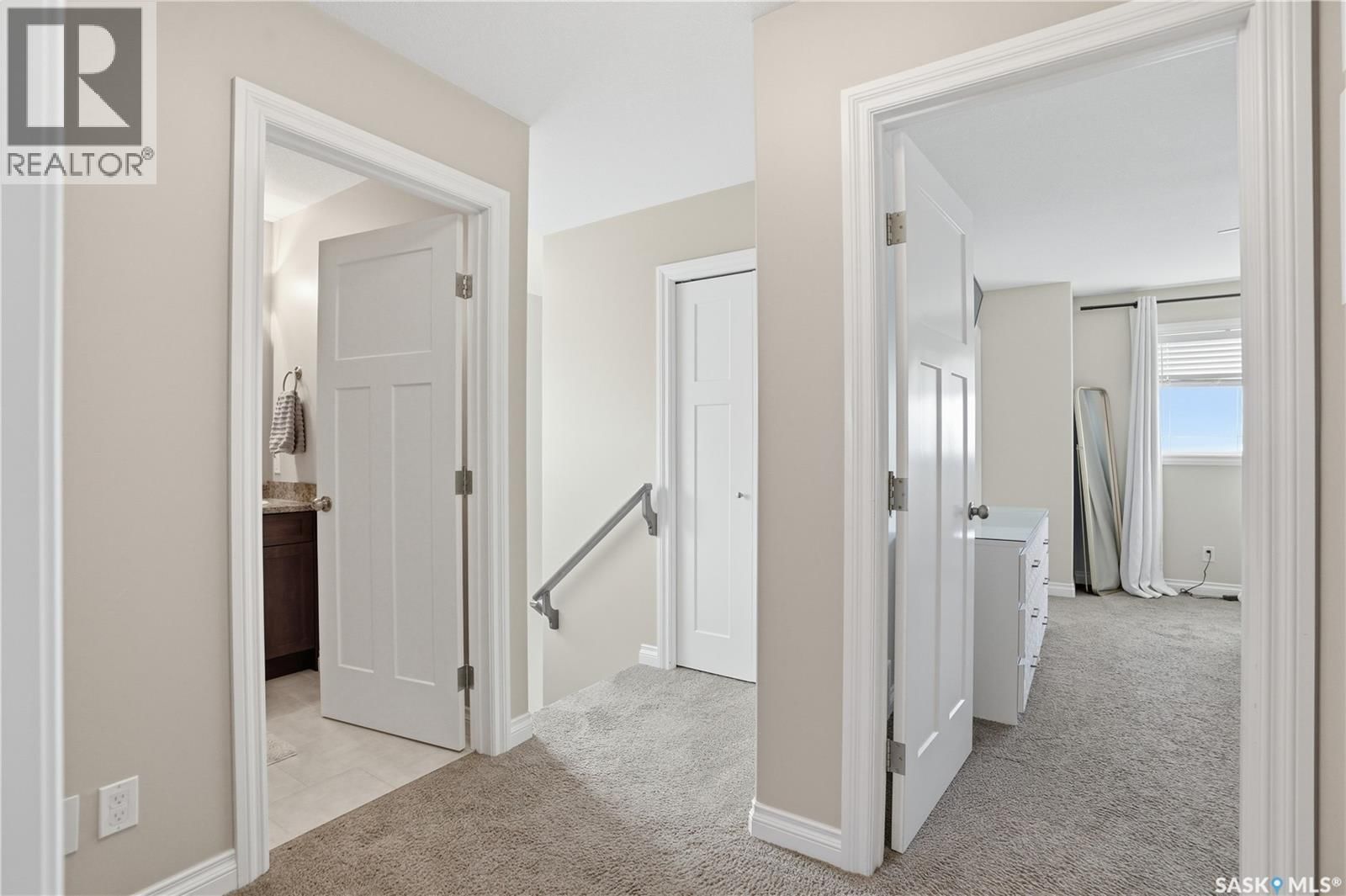 259 HENICK CRESCENT Image 17