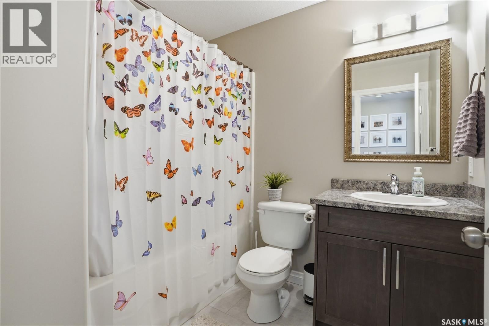 259 HENICK CRESCENT Image 26