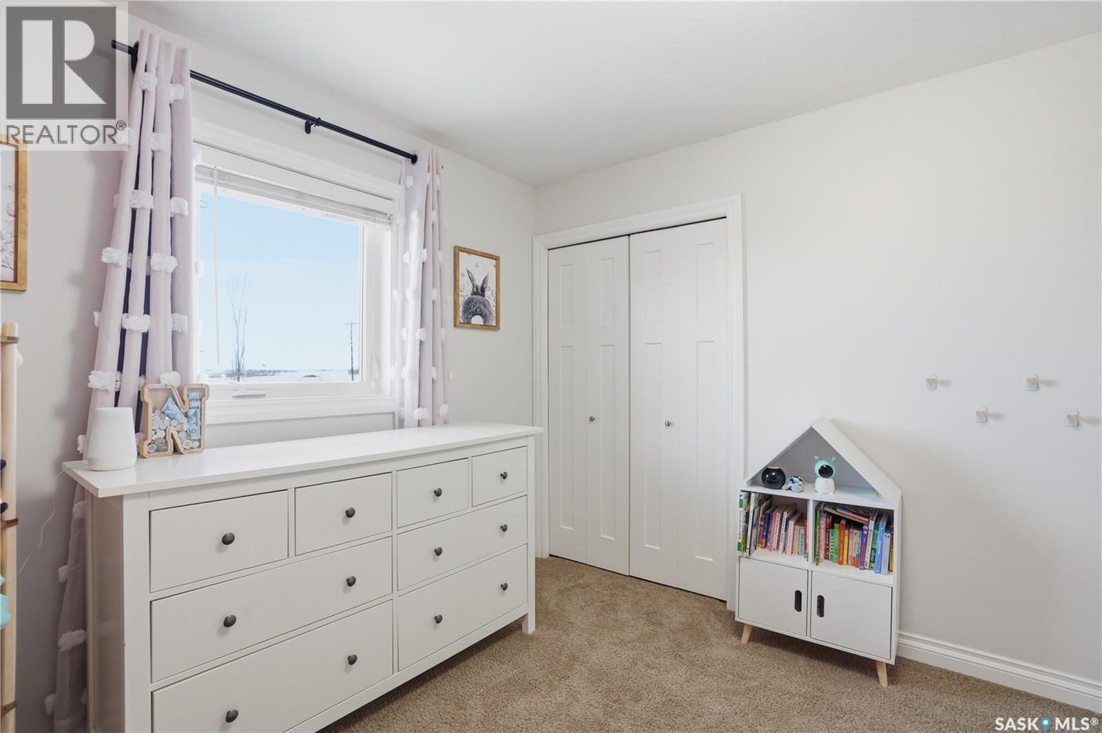 259 HENICK CRESCENT Image 28