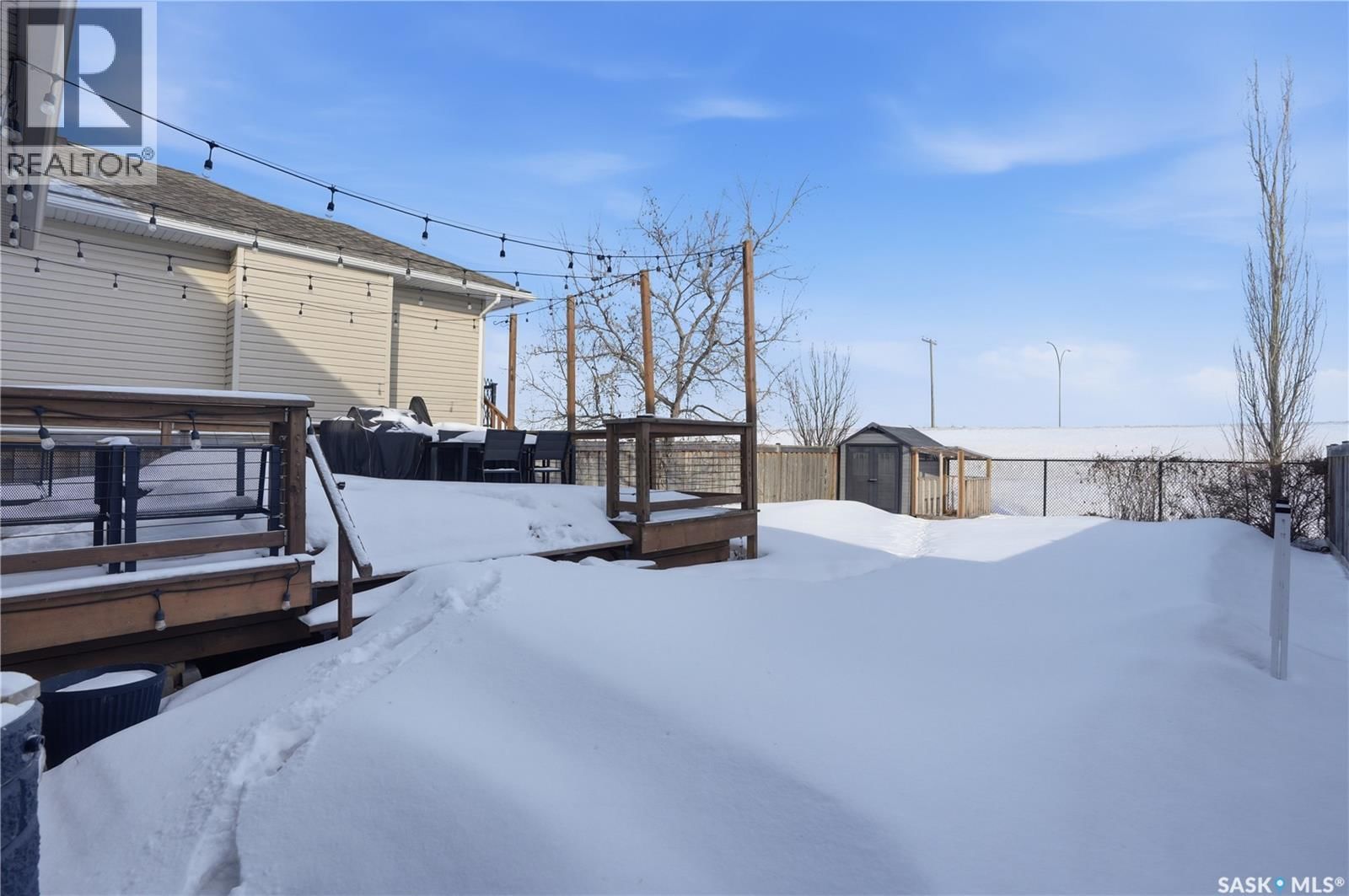 259 HENICK CRESCENT Image 43