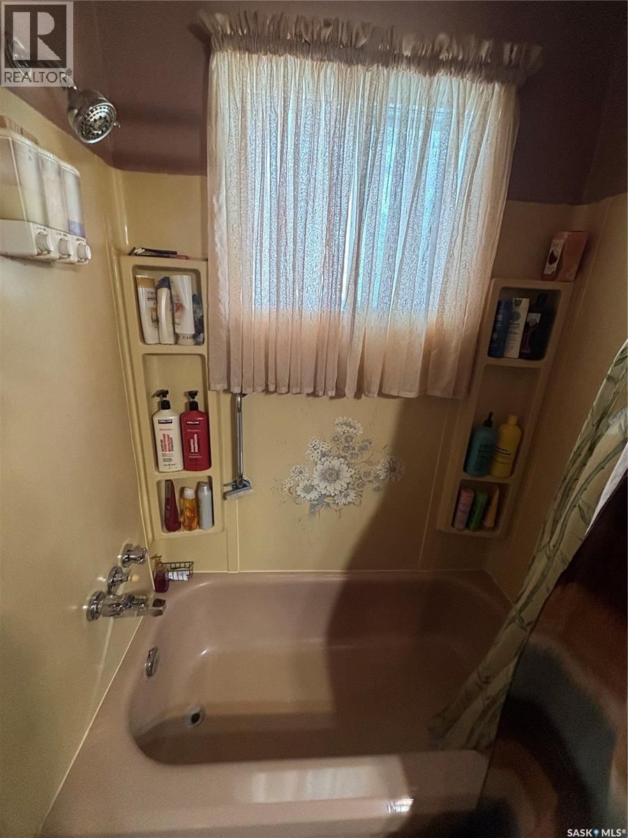 107 MILLBURN STREET Image 11