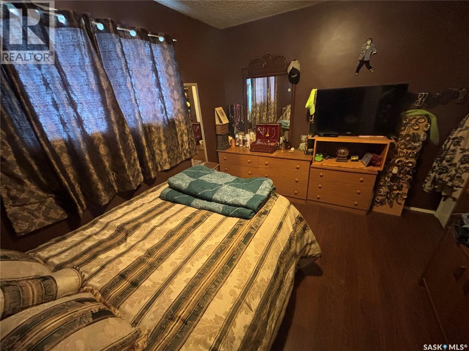 107 MILLBURN STREET Image 16