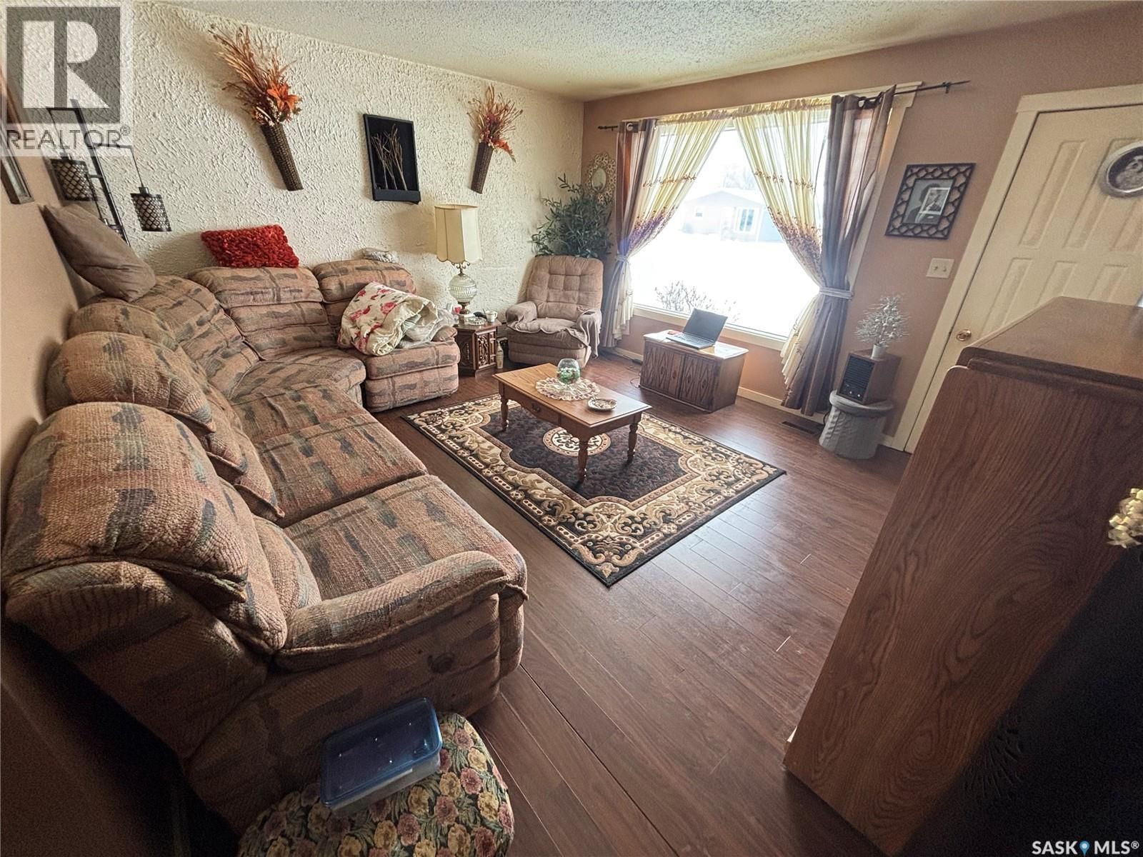 107 MILLBURN STREET Image 7