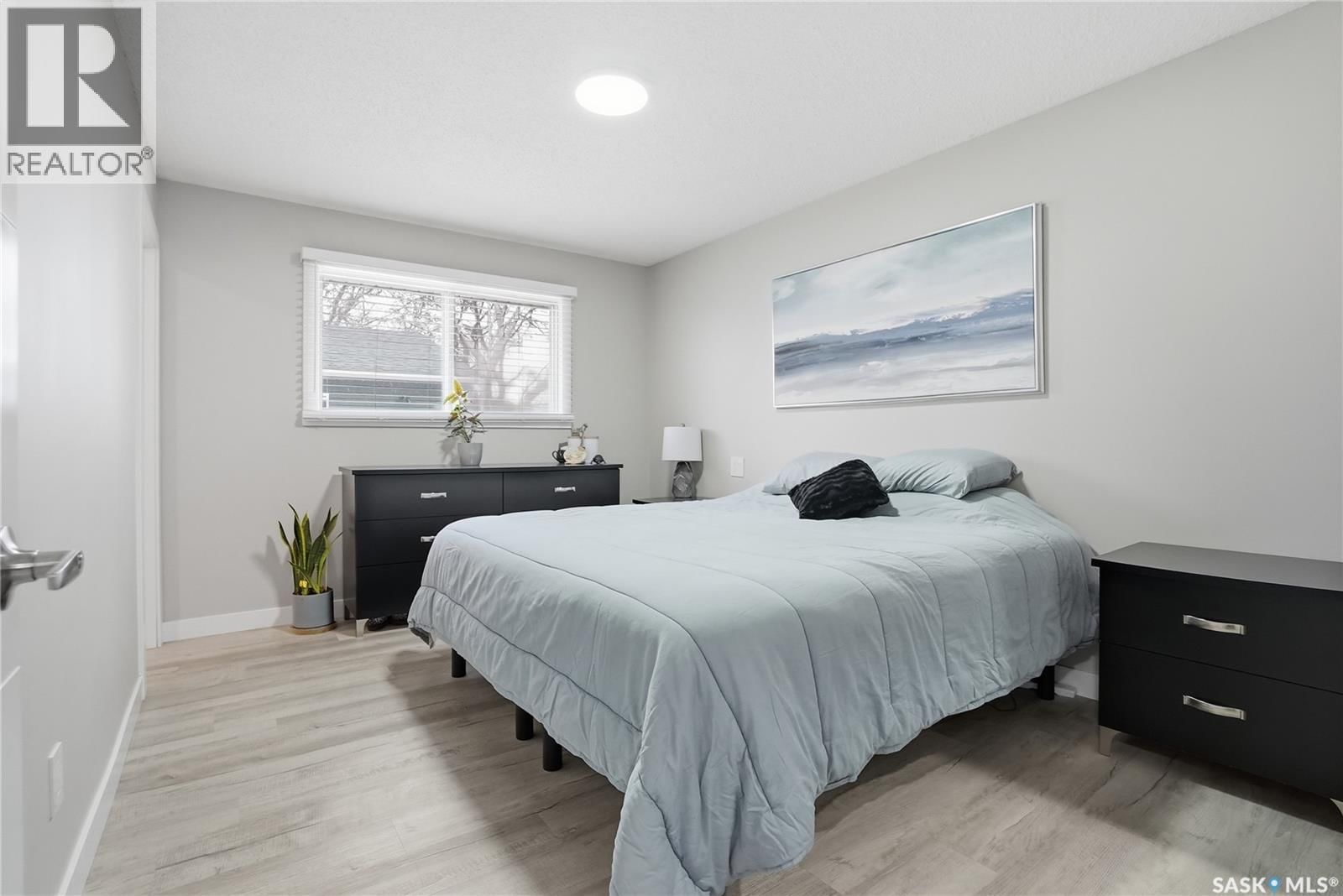 123 DEBORAH CRESCENT Image 25