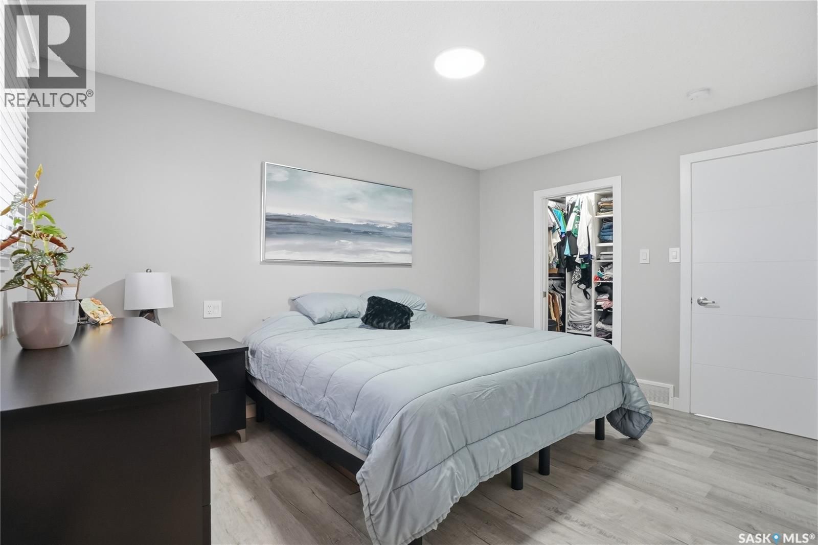 123 DEBORAH CRESCENT Image 26