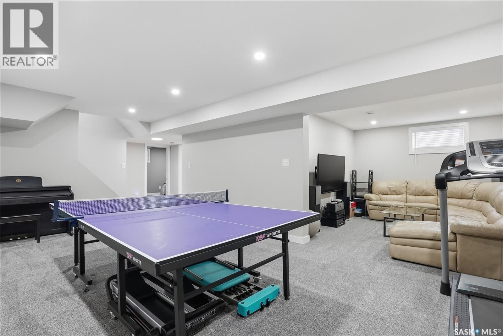 123 DEBORAH CRESCENT Image 38