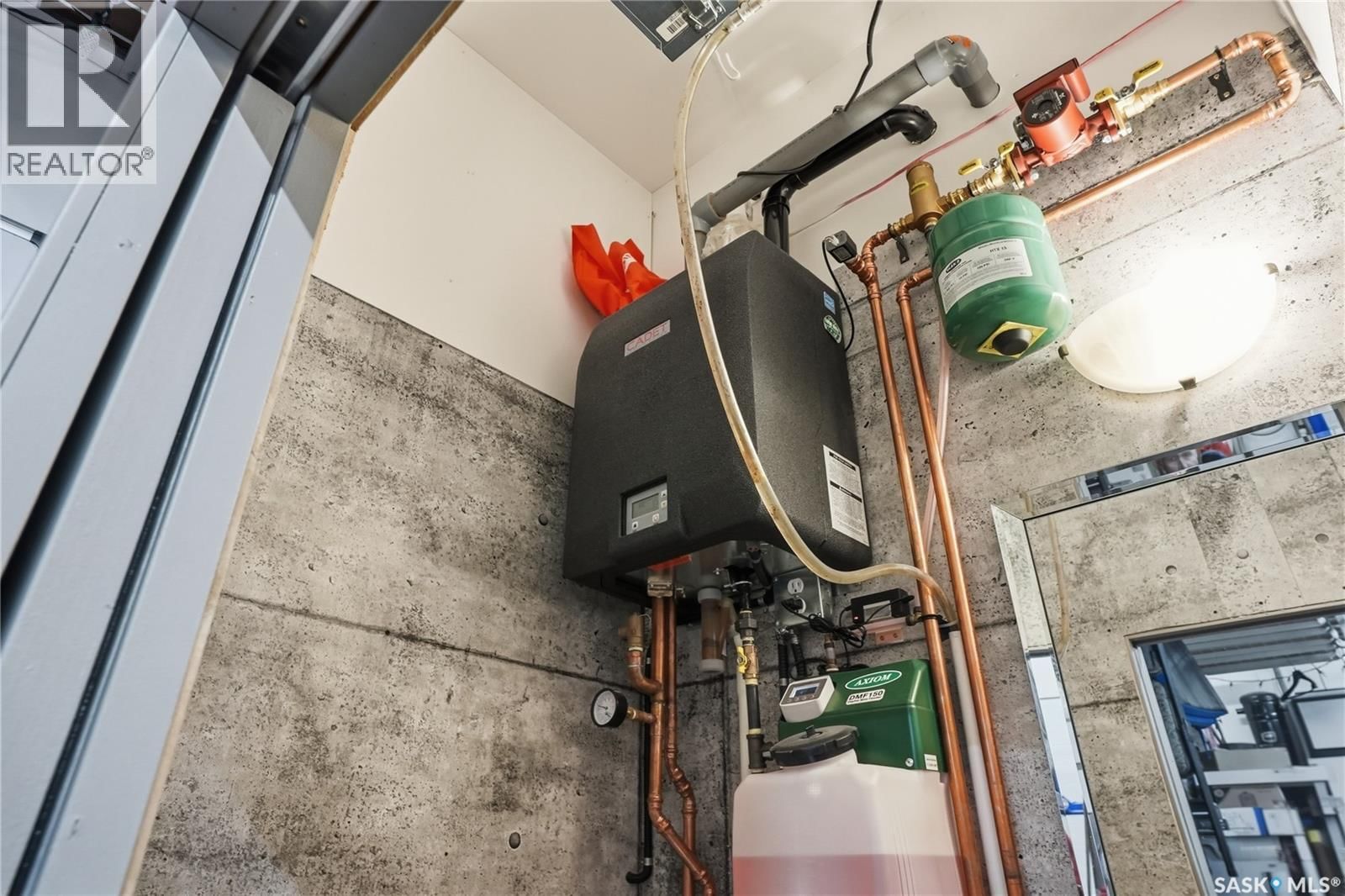 123 DEBORAH CRESCENT Image 8