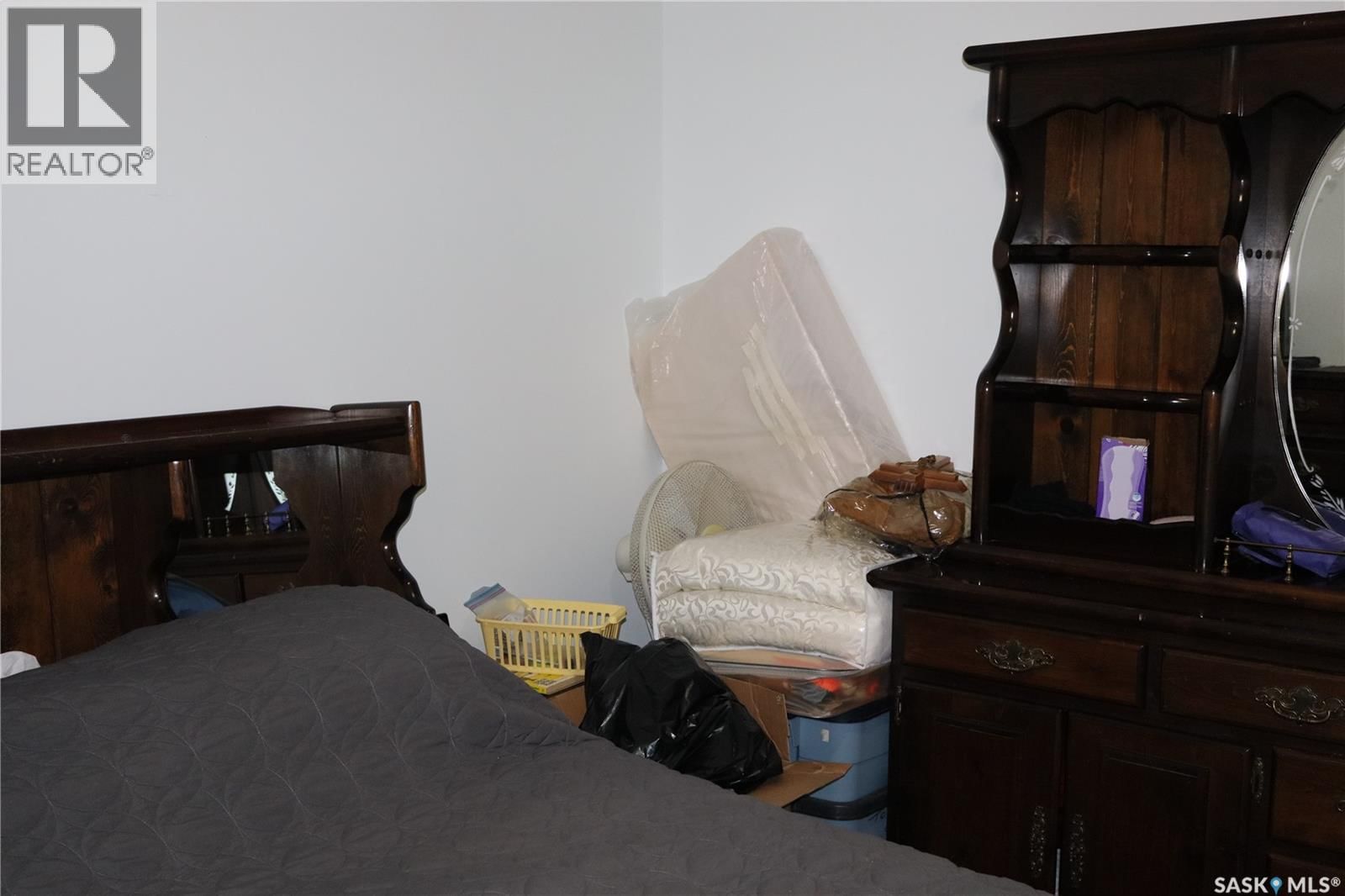 W - 319 6TH AVENUE Image 11