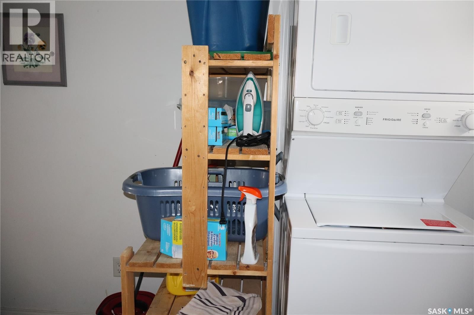 W - 319 6TH AVENUE Image 17