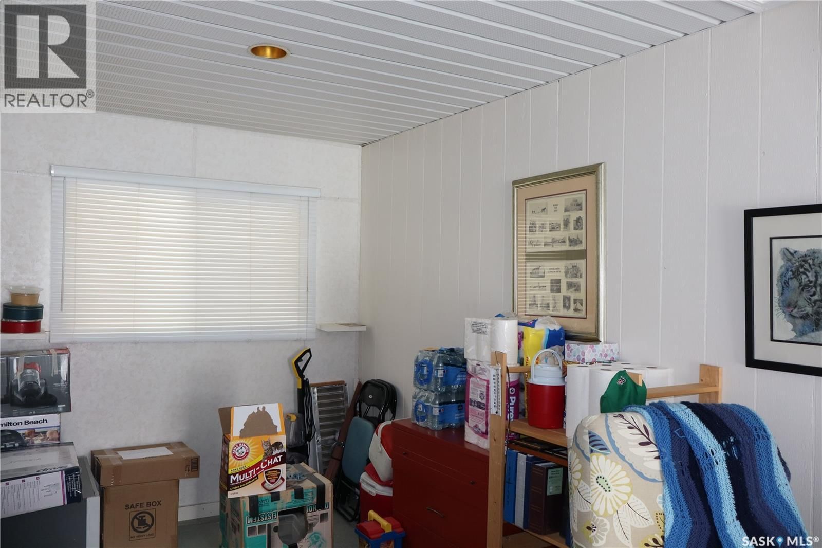 W - 319 6TH AVENUE Image 20