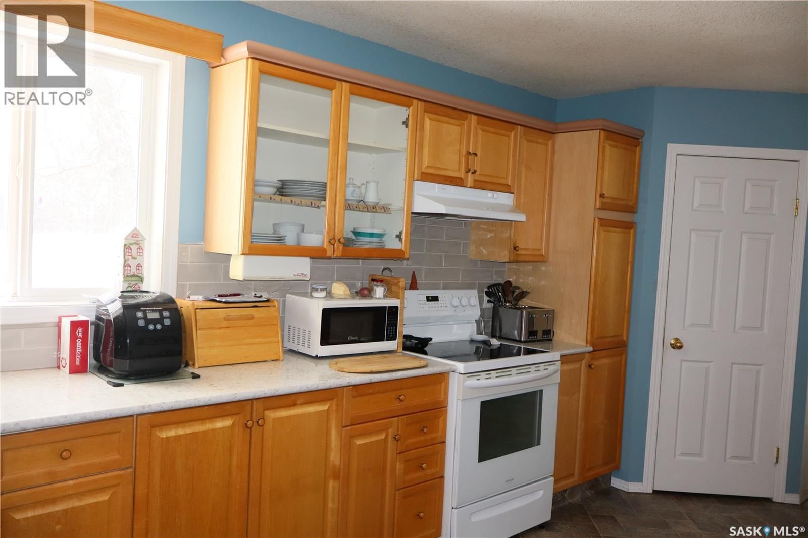 W - 319 6TH AVENUE Image 4