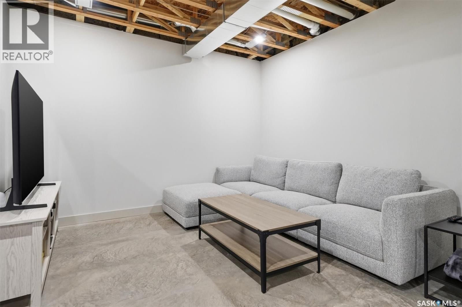 1314 EMPRESS AVENUE Image 37