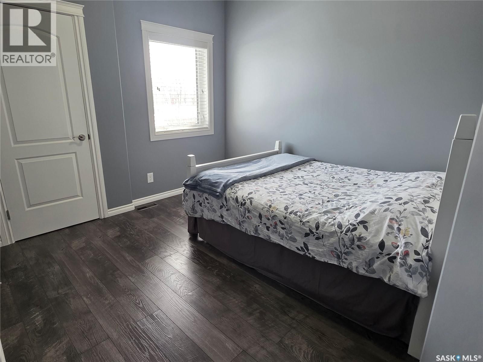 601 SELKIRK STREET Image 12