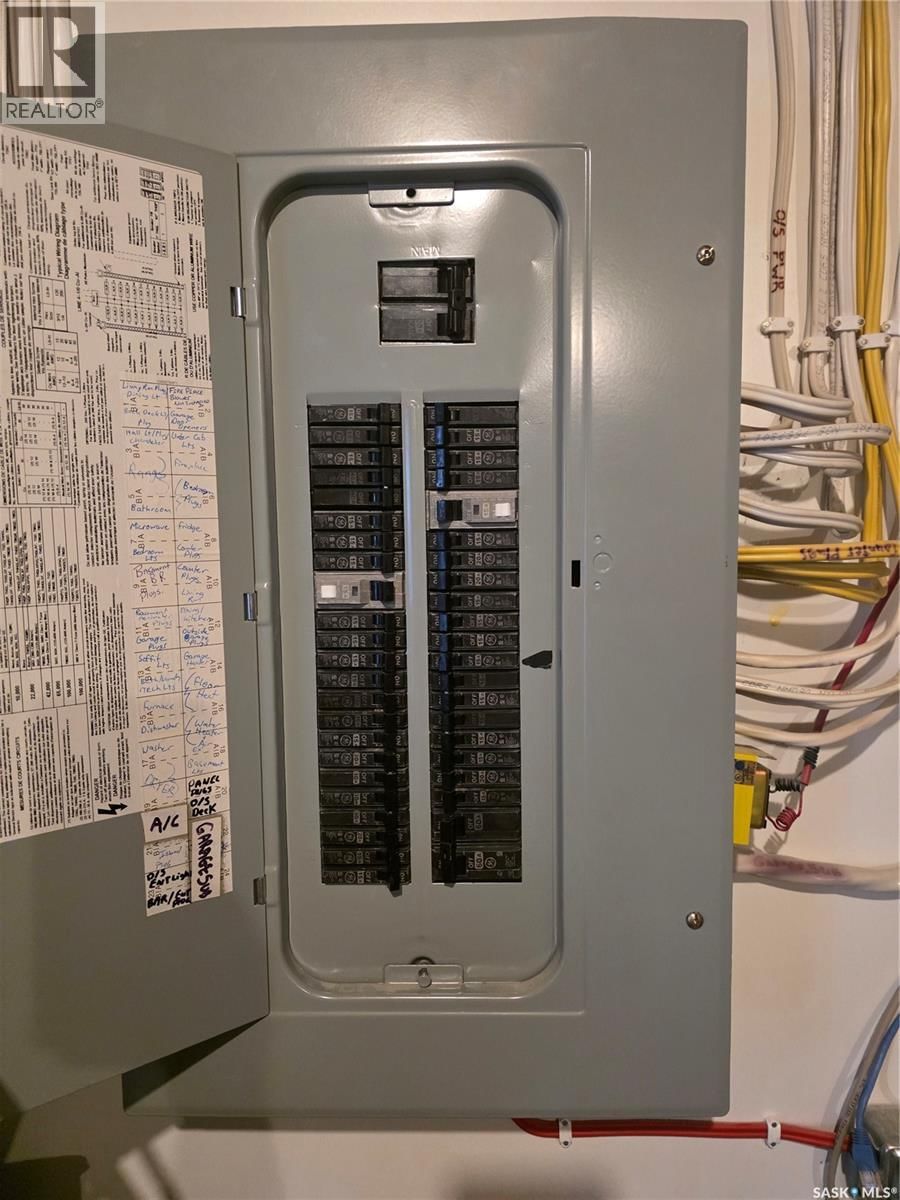 601 SELKIRK STREET Image 22